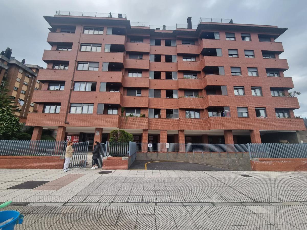 Piso Zona Hospital 6 Personas Apartment Oviedo Luaran gambar