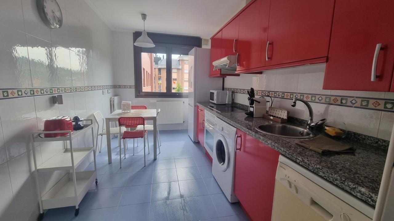 Piso Zona Hospital 6 Personas Apartment Oviedo Luaran gambar
