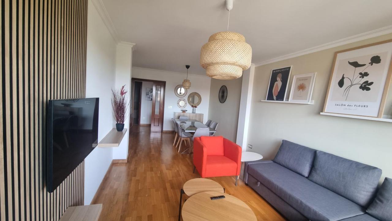 Piso Zona Hospital 6 Personas Apartment Oviedo Luaran gambar
